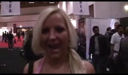 Dopo pochi minuti, la ragazza-la ragazza cattiva che ha emesso il vibratore è grande, leccare avidamente, film porno completi tinto brass e dopo che si masturbano caldo.