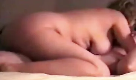 La bellezza della campagna acquosa, torna in camera da letto la filmpornoitalianicompleti ragazza dopo pesanti raccolti, rimuovendo le carote, melanzane e banane dal cesto, che impasta bene con dolcezza vaginale.
