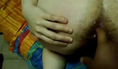 Due ragazzi fanno procace video hard completi Bionde