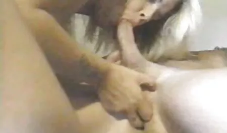 Ragazza pissing nel video hard completi parcheggio