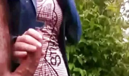 Mi piace fare sesso con i suoi grandi seni videoporno completi