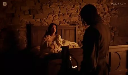 Soddisfare tutte le facce cagna film hard intero giovane
