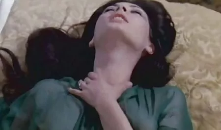 Bruna sexy Adrianna Luna scopa con i vicini pieni film porno completi nuovi di lussuria