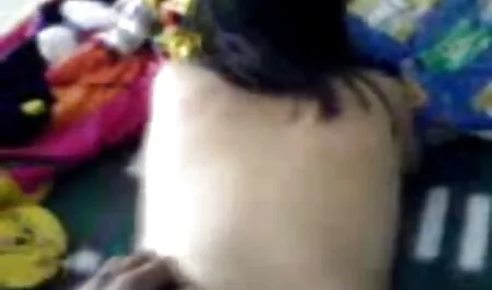 I giovani studenti, invece delle lezioni, hanno deciso di divertirsi un po'. Mancano il calore e film porno completo moana pozzi la tenerezza di un amico non è educato, ma loro stessi sanno molto bene come soddisfarsi a vicenda