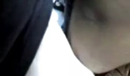 Bionda cazzo sul tavolo in ufficio film porno completi amatoriali
