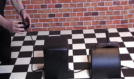 Può baciarli quanto vuole, leccarli e persino colpirli xhamster film completi con il palmo della Mano Del Negro il ruvido!
