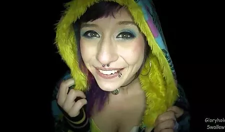 Due lesbiche molto belle e sexy accarezzando pussi l'un l'altro in una posa diversa, film interi porn sembra molto bello, soprattutto quando le ragazze finito.