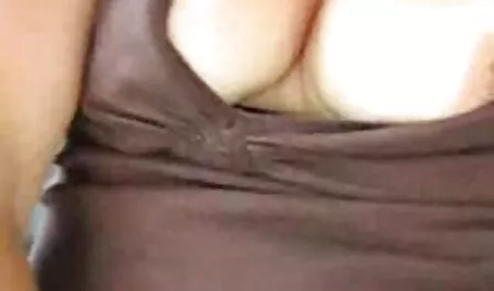 Caro bellissimo pornoitaliani completi inginocchiarsi pompino e rondini sperma di sconosciuto