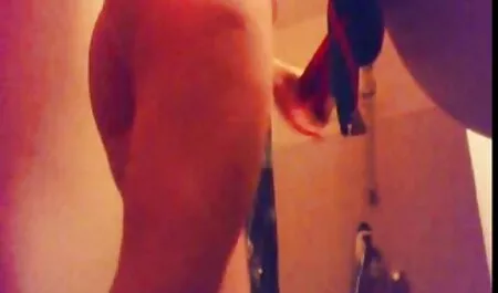 Masturbandosi un pornoitaliani completi grande pene tra bedons