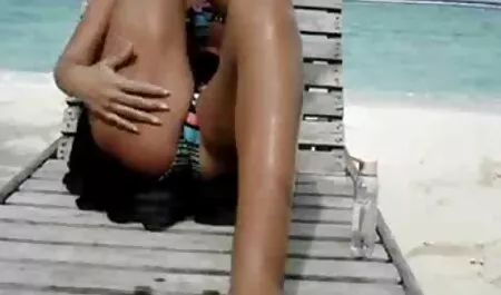 Vecchia cagna mascherato succhiare il cazzo porno integrale gratis