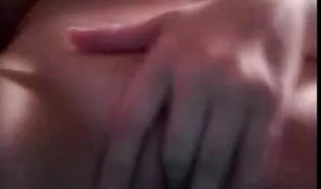 Uomo ottenere la sua cazzo in film porno con trama completi letto