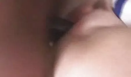 Durante il casting, la bellezza procace Lilu passare da parole che non sono necessari per il business film porno vintage completi del suo preferito