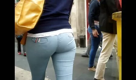 La bionda rimase a bocca aperta film porno amatoriali completi dalla vagina in strada e succhiare un negro