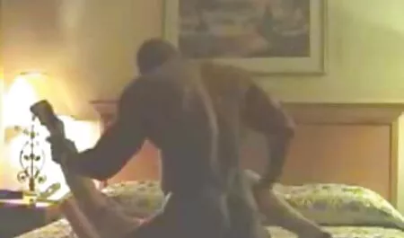 Negro film porno completi recenti Peloso masturbandosi il suo cazzo