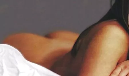 Super pulcino seduto film hard completi gratis sulla parte superiore del pollo