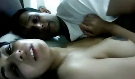 Gli atleti aiutano la sua ragazza a ottenere un film hard italiano completo orgasmo incredibile