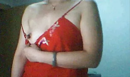 Vagina cagna giovane era in fiamme, e ha chiamato i suoi amici e hanno messo fuori il fuoco nella sua vagina con il loro film completi erotici gratis pene di spessore