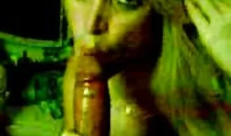 Una bella bionda, desideroso con una dimensione video completi brazzers decente del pene uomo la sua amata, succhiare una grande caramella questo per un lungo periodo di tempo e con l'ispirazione, dopo che l'uomo era molto interessato con la bellezza.