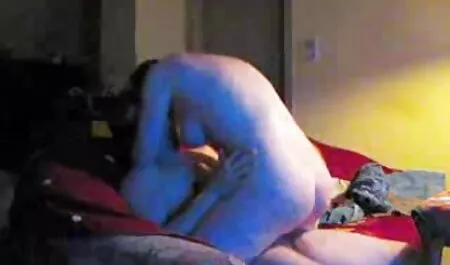 Due lesbiche baciare e film porno completi anni 70 divertirsi