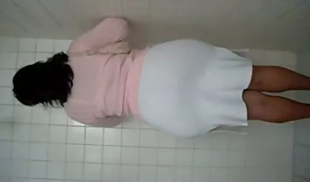 Sexy Daria film porno completi italiani gratis è molto incasinato dal cavo sul letto e sperma sul viso e sul petto