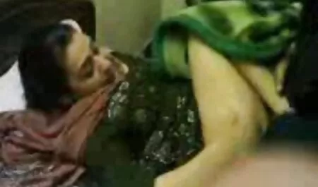 Ragazza bella asiatica prende il suo cazzo in profondità nella sua incesti italiani film completi gola
