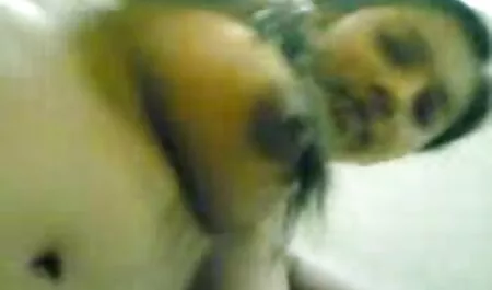 Il bambino stava facendo un pompino bello per film completo porno l'uomo