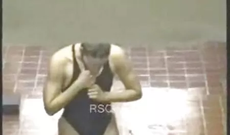 Con il suo consenso, quella bellezza ammanettato, imbavagliato e portato per le strade come uno schiavo, e poi cominciano a umiliare e film porno gratis italiano completo scopare nelle aree pubbliche.