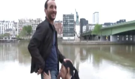Due gay divertirsi in film porno erotici completi ostello